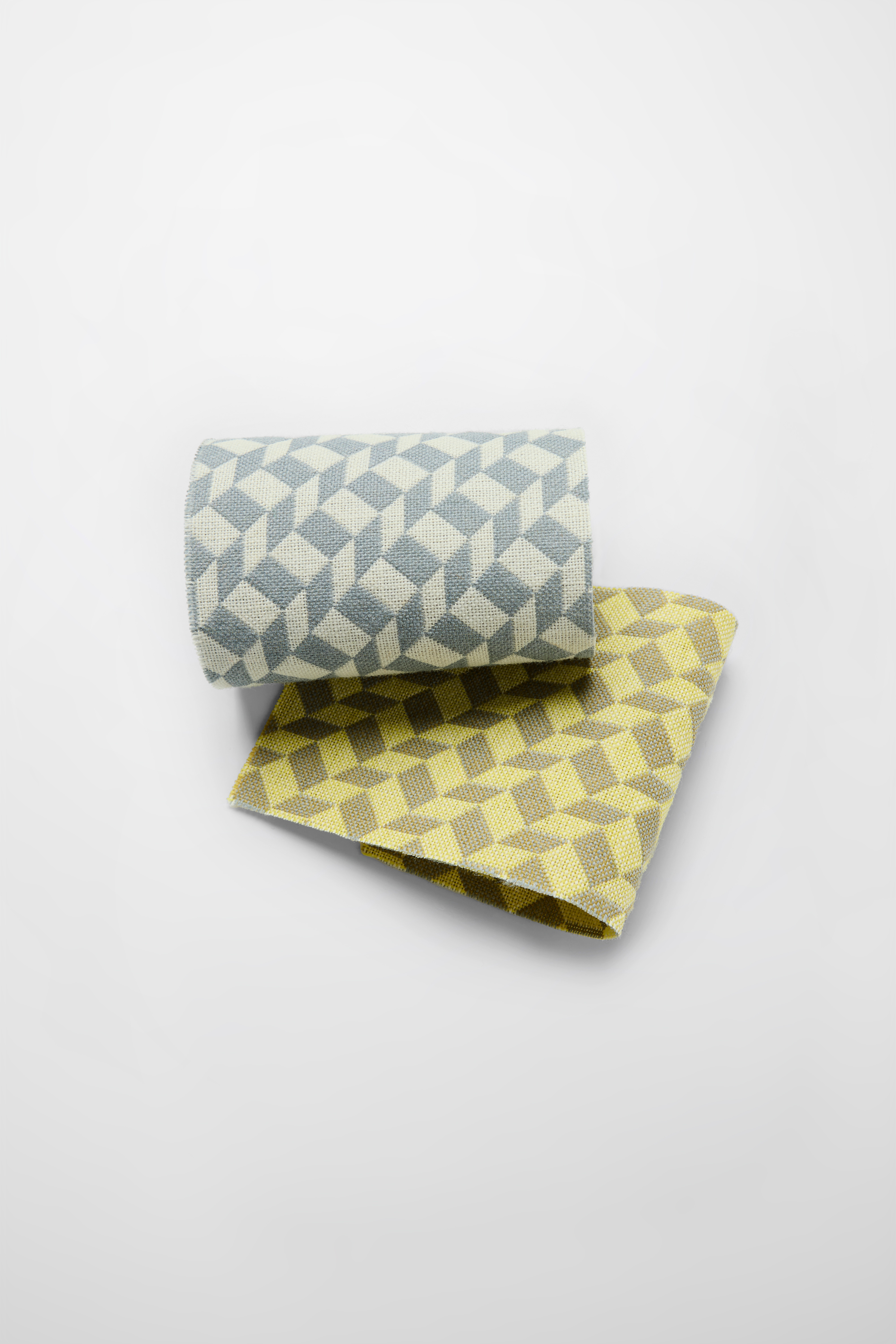 Flatlay_BonBon_Twist_Svensson_H25_3.jpg